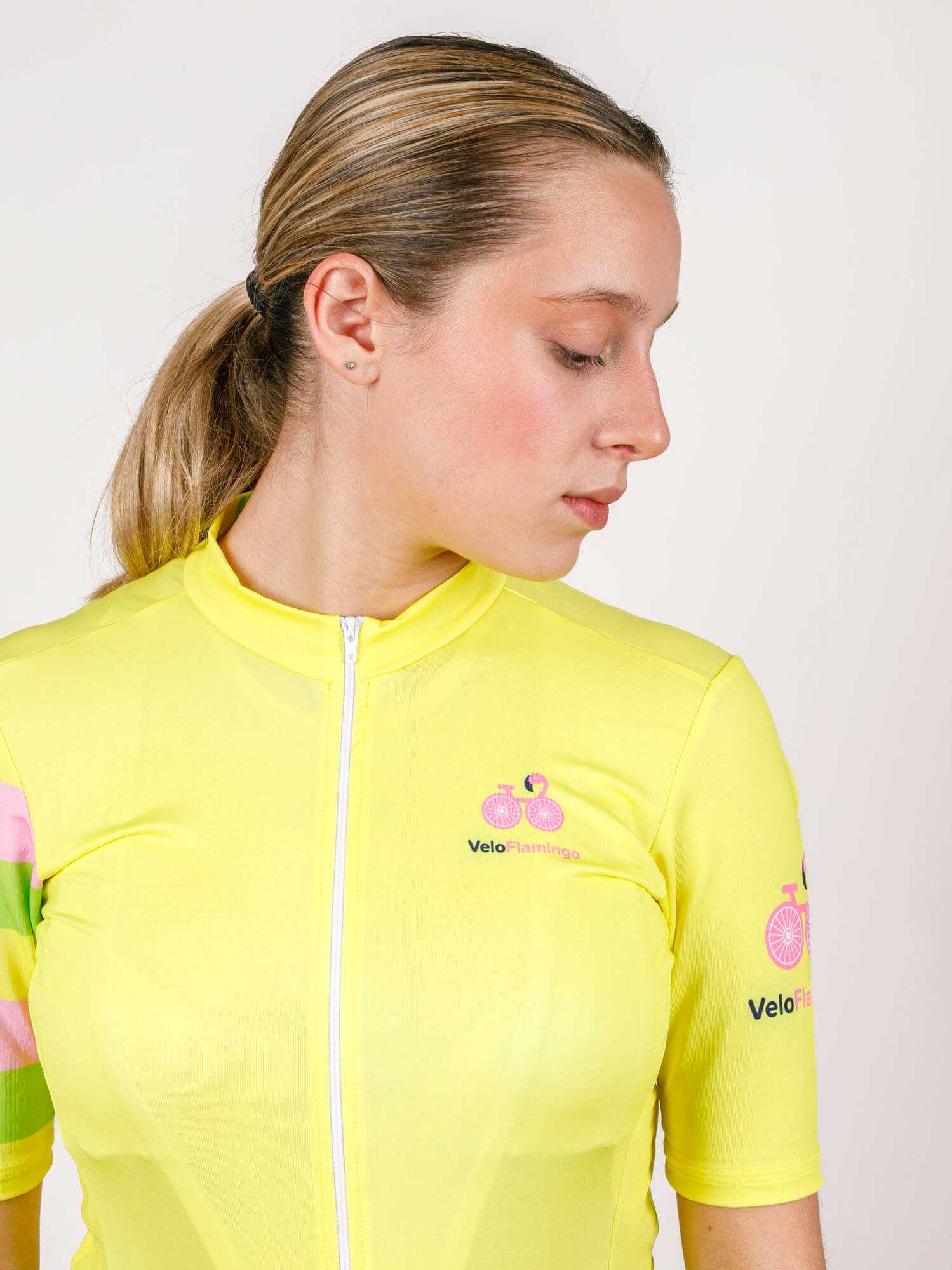 Bwee Womens Cycling Jersey - Stylish and bright Yellow, Womens Specific Fit - front view of yellow cycling jersey