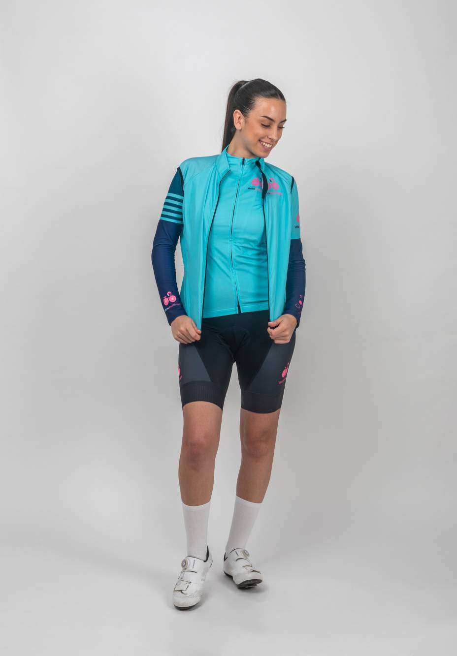 Maria Gilet - stylish & versatile for women cyclists front